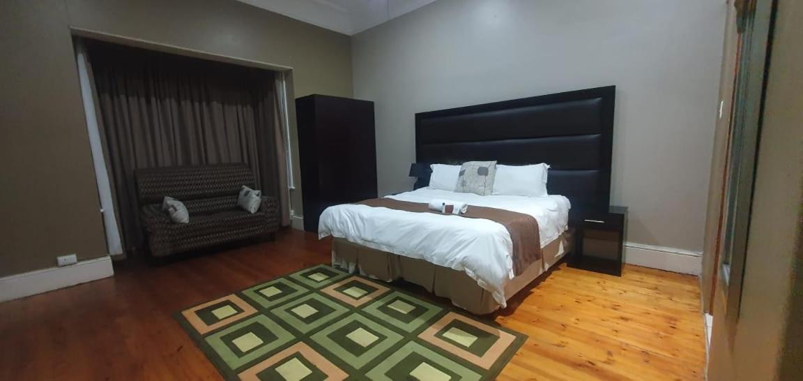 Hemmingways Bed and Breakfast King William's Town Eksteriør billede