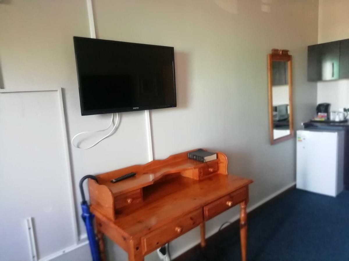 Hemmingways Bed and Breakfast King William's Town Eksteriør billede